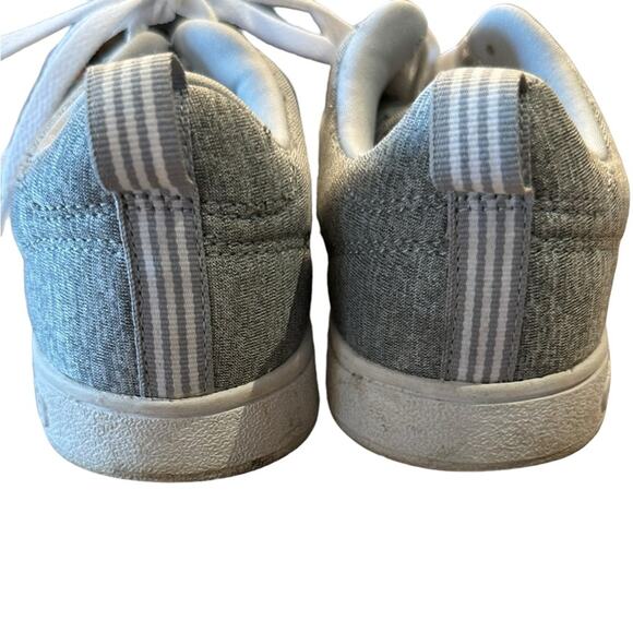 Adidas Gray Jersey Sneakers with 3 Stripes Womens 6.5 - Picture 4 of 8